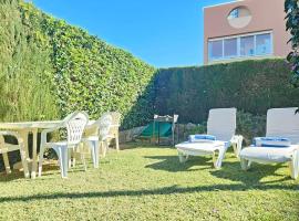 Bungalow 100 metros de la playa, bungalow in Oliva