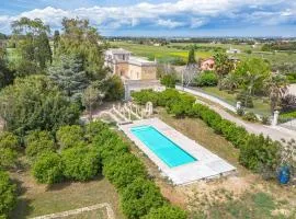 Villa Vallone Luxury With Pool - Happy Rentals