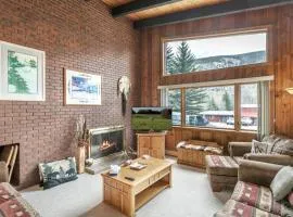 2009 W Chamonix Lane condo