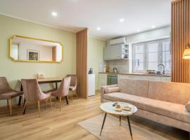 Charming 2-bedroom apartment in the wider center of Bratislava, Hotel in Nivy