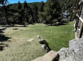 Joli studio près de la forêt