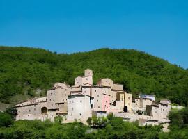 Castello Di Postignano Relais、Sellanoのホテル