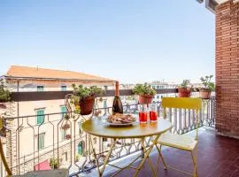 Surf Sound B Flat by Pleiades Home