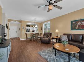 Main Level End Unit Condo In North Myrtle Beach, hotel with pools in North Myrtle Beach