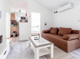 Luka Lučica, hotel en Vir