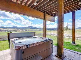 Motorcycle-Themed Home in Spearfish with Hot Tub!, cottage in Spearfish