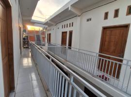 Zona Guest House, hotel di Buduran