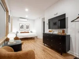 Heart of Downtown, Steps to Bathhouses & Restaurants, Room # 102