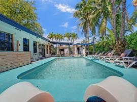 Gay Private Studio in heated pool guesthouse, B&B in Fort Lauderdale