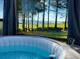 Spa Rural Glamping, hotell med parkering i Rockchapel