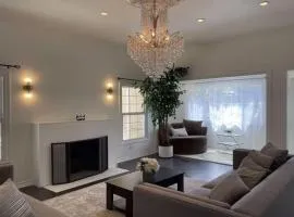 Stylish 3BD in Beverly Hills