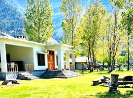Two-Bedrooms Suite At Country Club Balakot, hotel s parkovaním v destinácii Bālākot