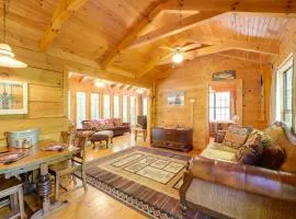 Private Hot Tub and Deck! Secluded Marion Cabin