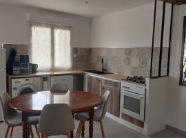 Appartement Kalysté, hotel v destinaci Pietracorbara