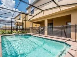 Family Friendly 6BD Resort Home near Disney