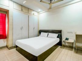 OYO Gayatri Guest House, hotel with parking in Visakhapatnam