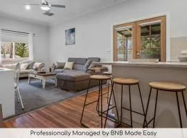 Hayes Corner Cottage - Short Drive to CBD, Private