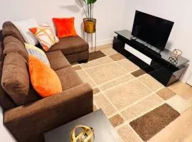 B19 Modern Stylish 2bed Basement Suite