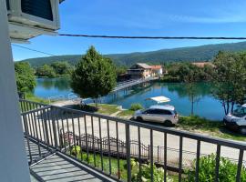 Apartman UnaTesnim, hotel v destinácii Bihać
