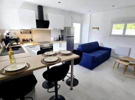 Maison 4 personnes - Louargat, hotel u gradu 'Louargat'