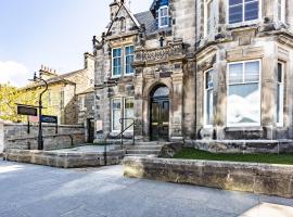 No1 Apartments & Bedrooms St Andrews - St Mary's, nastanitev ob plaži v mestu St Andrews