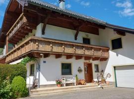 Ferienwohnung Seeberg mit Almfeeling, cheap hotel in Faistenau