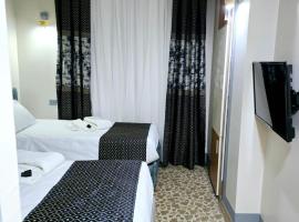 Uyu Room Adana Hotel, hotel cerca de Aeropuerto de Adana - ADA, Seyhan