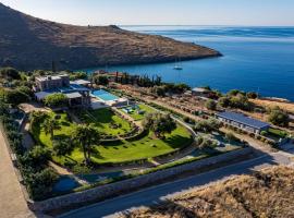 Epitome Villa Aegina, hotel v destinaci Sfendoúrion