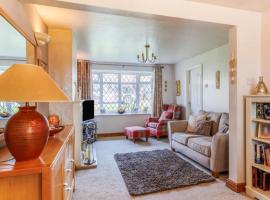 Comfortable house in Swaffham, pet-friendly hotel in Swaffham