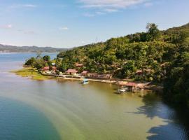 Dolidi Ndano Towale Resort, hotel with parking in Peura