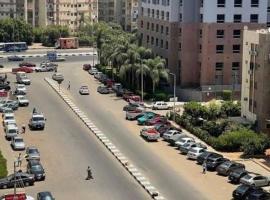شراتون مصر الجديدة فلاء فندقية مفروشه, hytte i Kairo
