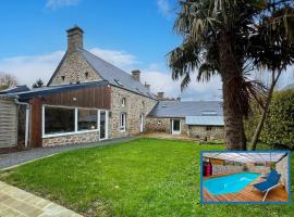 Maison en pierre, piscine et jardin proche mer, cottage sa Montfarville
