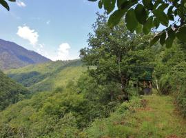 la source des biches, hótel í Sarrancolin