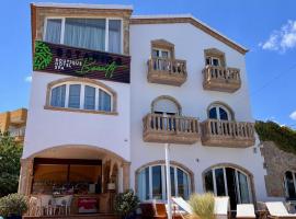 Botanico Beauty Villa del Mar: Xàbia şehrinde bir Oda ve Kahvaltı