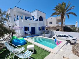 Villa Bleue plage Sonia, holiday rental in Zarzis