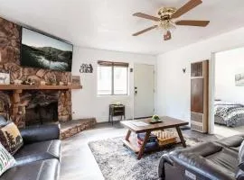 Eagle's Chalet Summit View