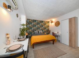 The Lazy Monkey Hostel & Apartments