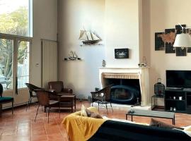 Maison proche du centre de Paris calme et verdure, ξενοδοχείο σε Villejuif