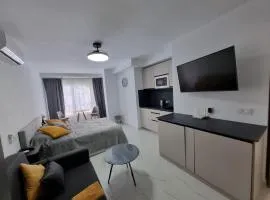 Seascape - Tranquil Studio Apartment