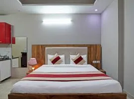 NIKETAN 2 BEDROOM ROOM WITH KITCHEN & BALCONY - Near Medanta Hospital