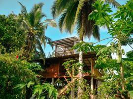 La tarima del colibri Ecolodge, hótel í El Valle