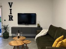 Apartments Nea โรงแรมในวีร์