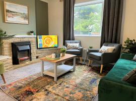 Ancaster House - Driveway - Wifi, hotel in Lincolnshire