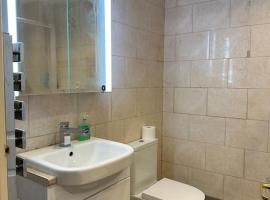 Flat Close To Leagrave Station Luton Airport