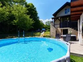 2 Bedroom Amazing Home In Donja Lomnica