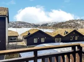 Awesome Apartment In Tjørhom