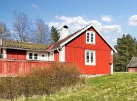 2 Bedroom Gorgeous Home In Hamneda, hotel v destinaci Annerstad