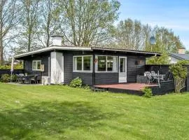 Gorgeous Home In Sydals With Wifi