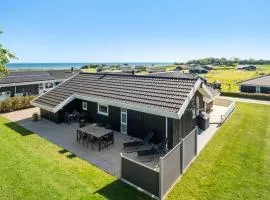 Three-Bedroom Holiday Home In Nordborg