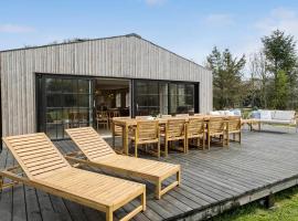 3 Bedroom Ocean Front Home In Hals, hotel v destinaci Hals